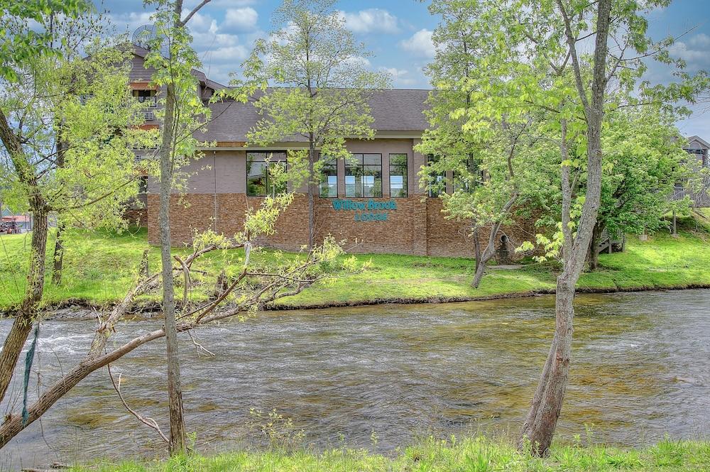 Accommodation By Willow Brook Lodge Pigeon Forge Bagian luar foto